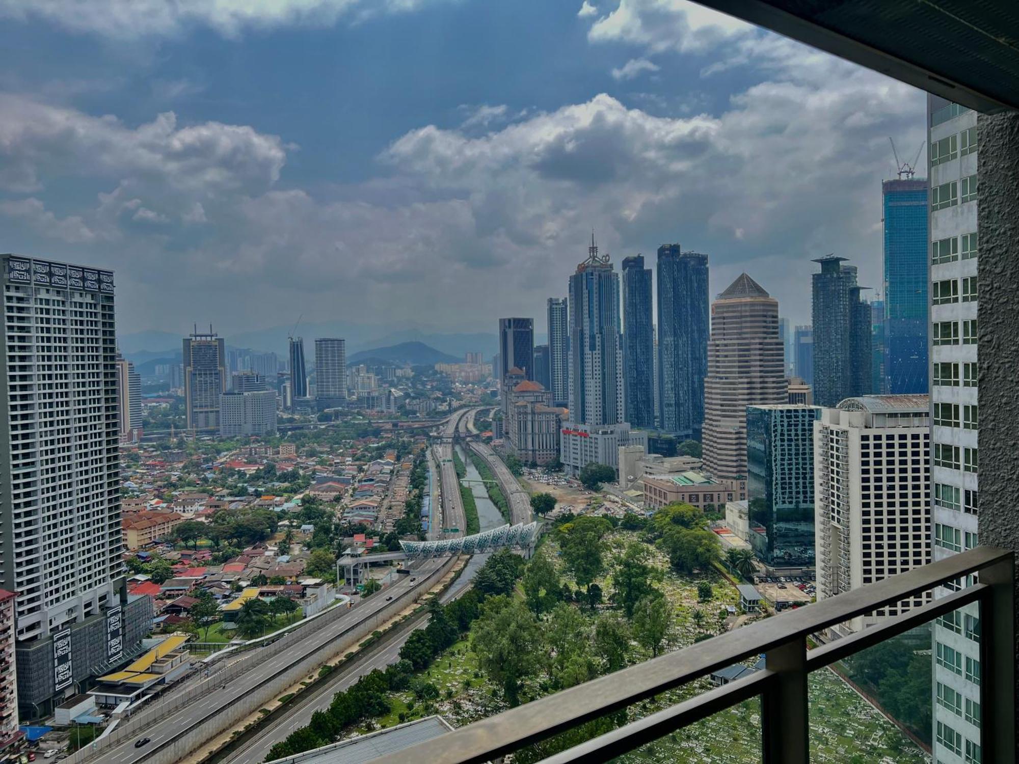 Apartment Summer Klcc By Victorians *
